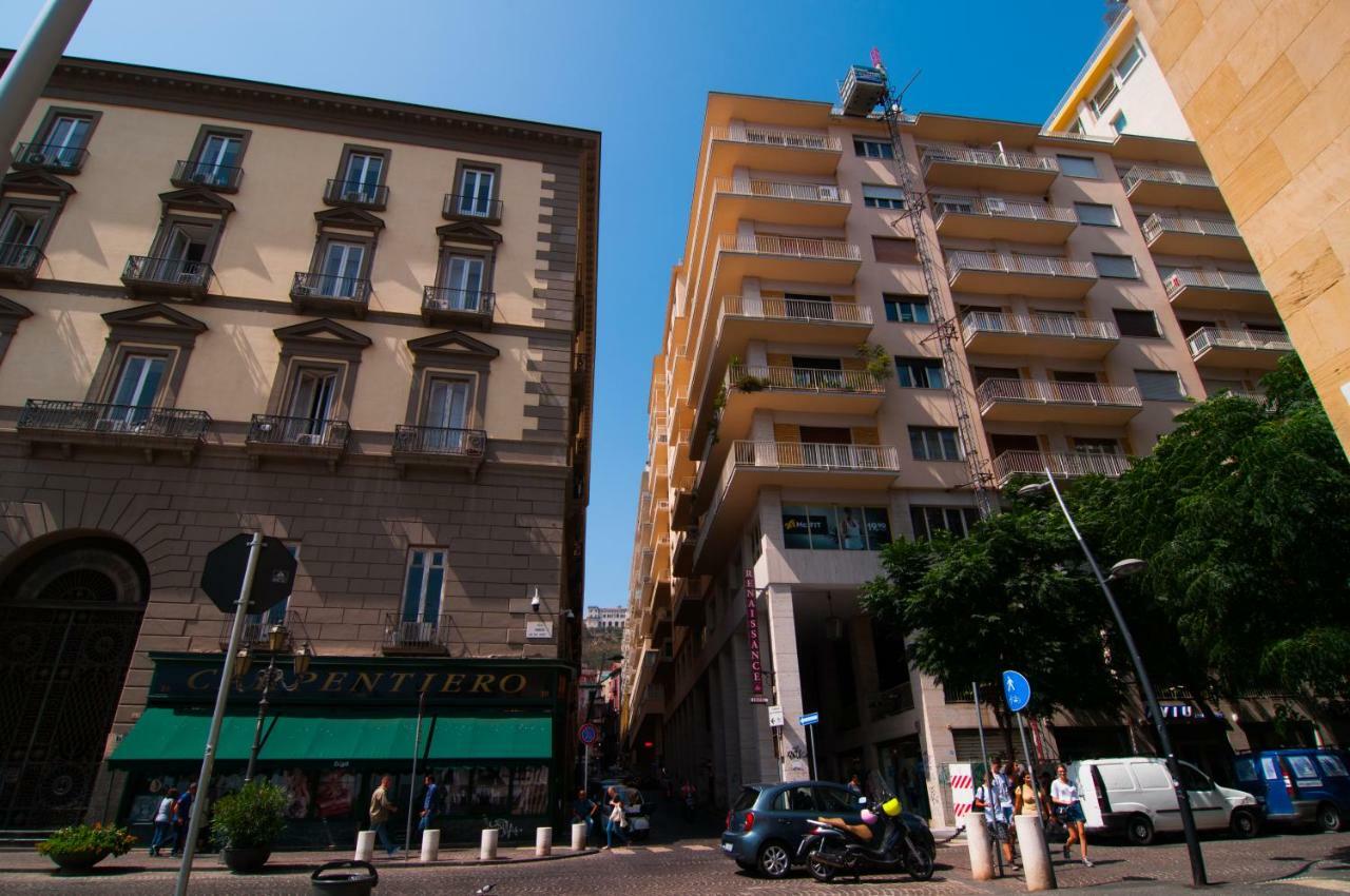 Flyresidence - Municipio - Toledo * Napoli